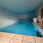 Avec Piscine Interieure Holtzheim