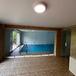 Avec Piscine Interieure Apartment *