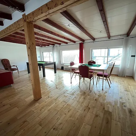 Apartment Avec Piscine Interieure *