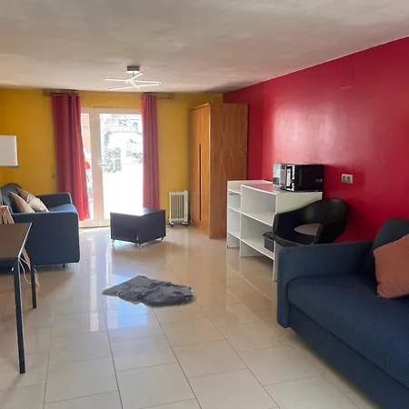 Avec Piscine Interieure Apartment *