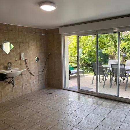 Avec Piscine Interieure, Proche Strasbourg Apartament Holtzheim