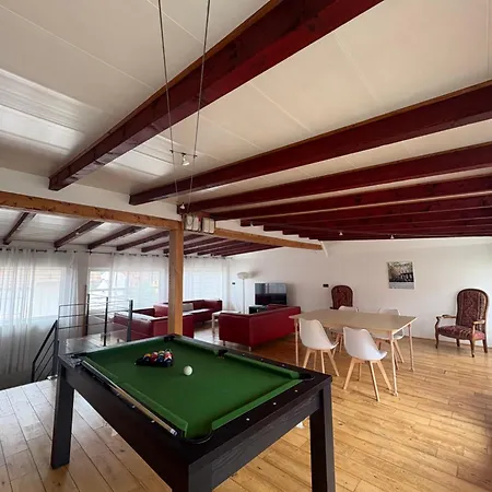 Avec Piscine Interieure, Proche Strasbourg Apartament