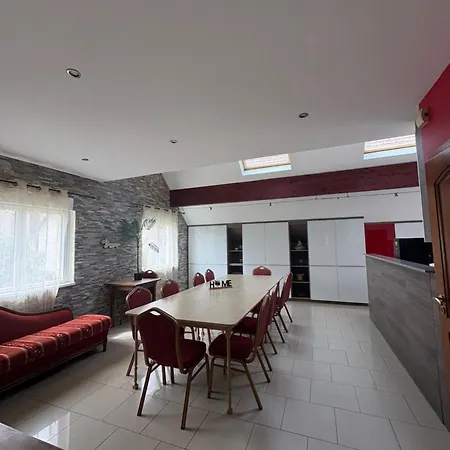Avec Piscine Interieure, Proche Strasbourg Apartament *