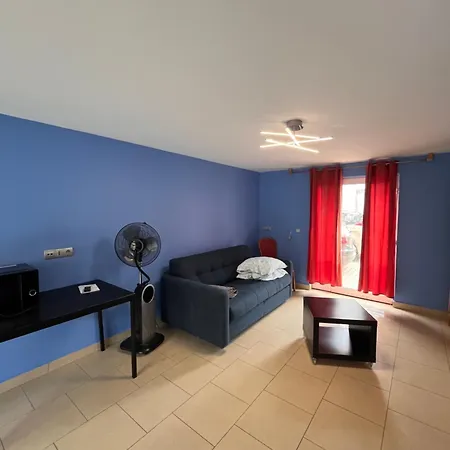 Avec Piscine Interieure, Proche Strasbourg * Holtzheim